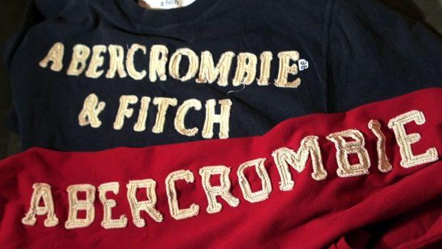 Abercrombie Clothing Logo - Abercrombie & Fitch dropping logo on clothes | CTV News