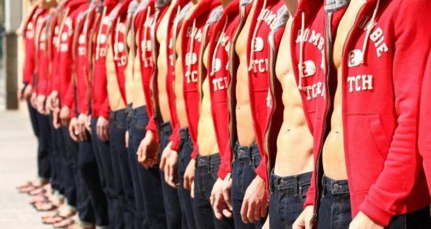 Abercrombie Clothing Logo - Abercrombie & Fitch goes head to head with 'fast fashion'