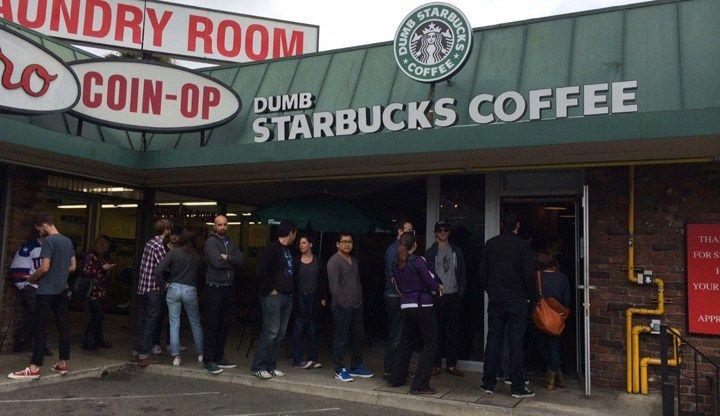 Dumb Starbucks Logo - New Coffee Shop Called Dumb Starbucks in Los Angeles | Q8 ALL IN ONE ...