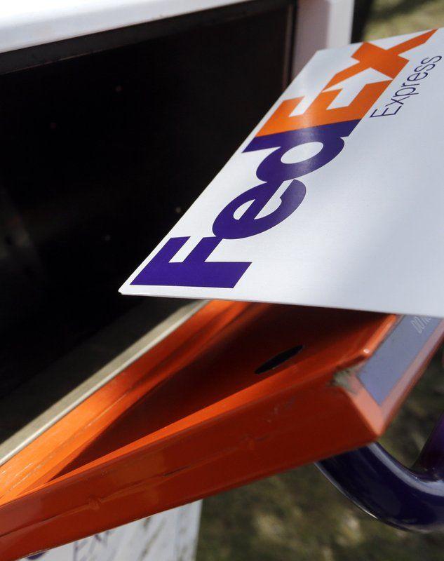 Holiday FedEx Logo - FedEx says record number of holiday deliveries are on track