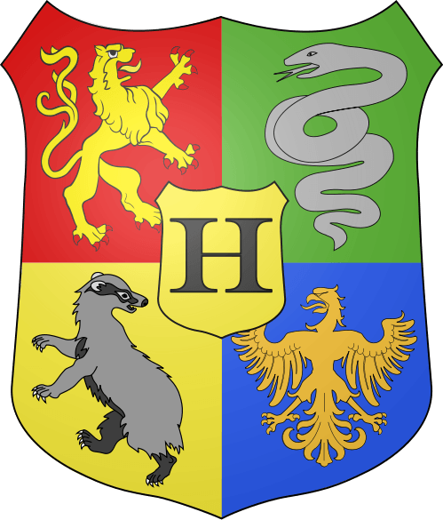 Simple Hogwarts Logo - 3 Creative DIY Harry Potter Crafts | FeltMagnet