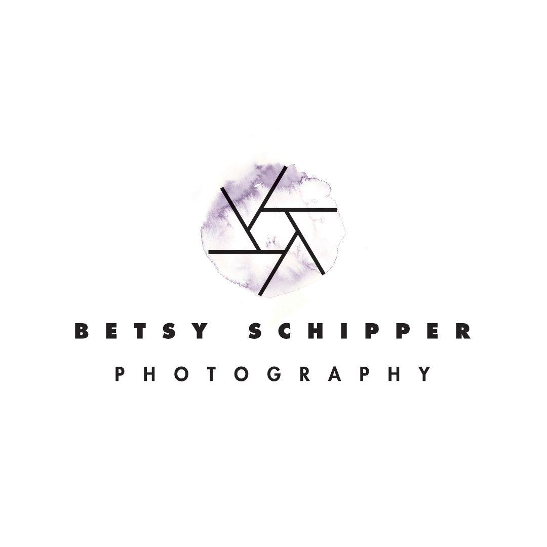 Read White Square Logo - Read Me — Betsy Schipper Photography