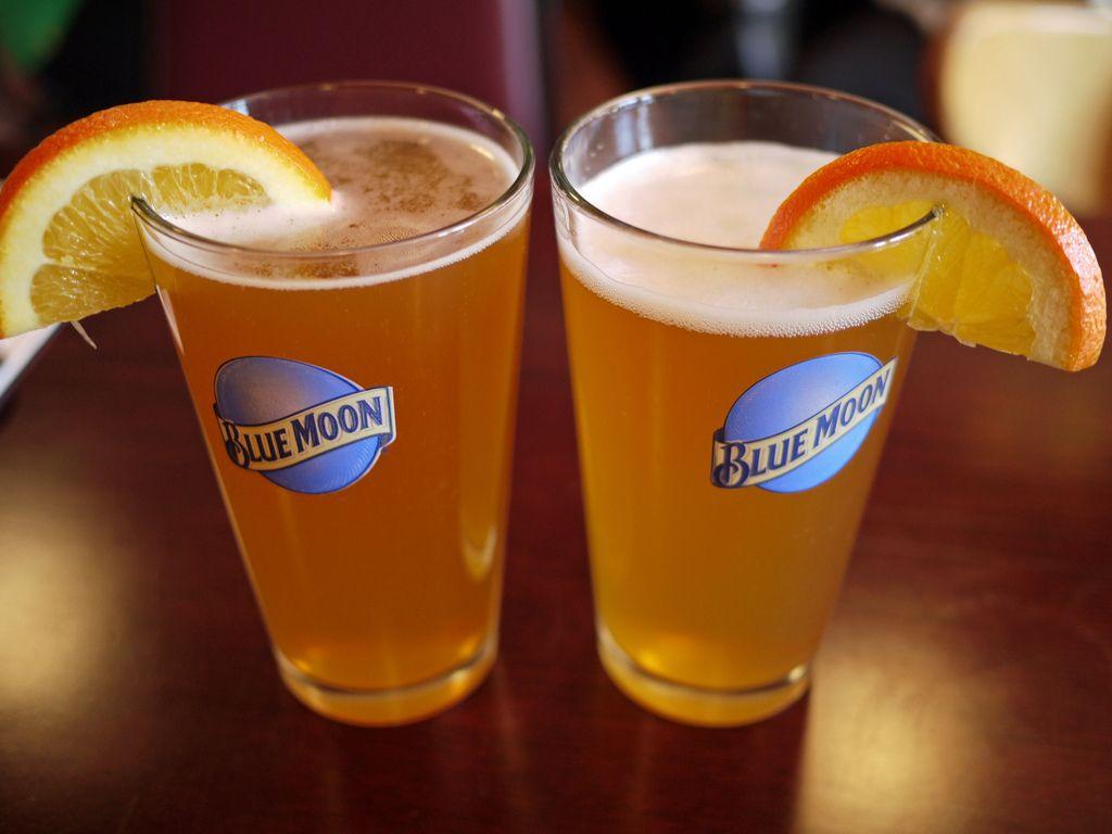 Blue Moon Draft Logo - Craft Beer vs. 'Crafty' Beer: What's the Difference?