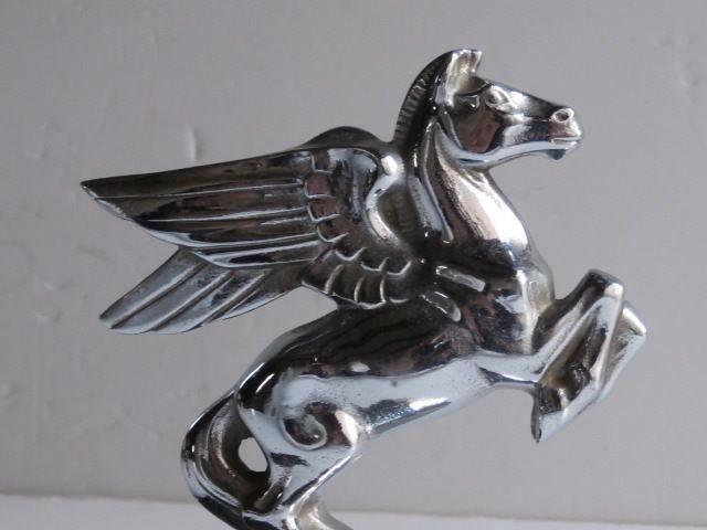 War Pegasus Logo - Pre War Pegasus Car Mascot on Large Radiator Cap. By DitMar Austria