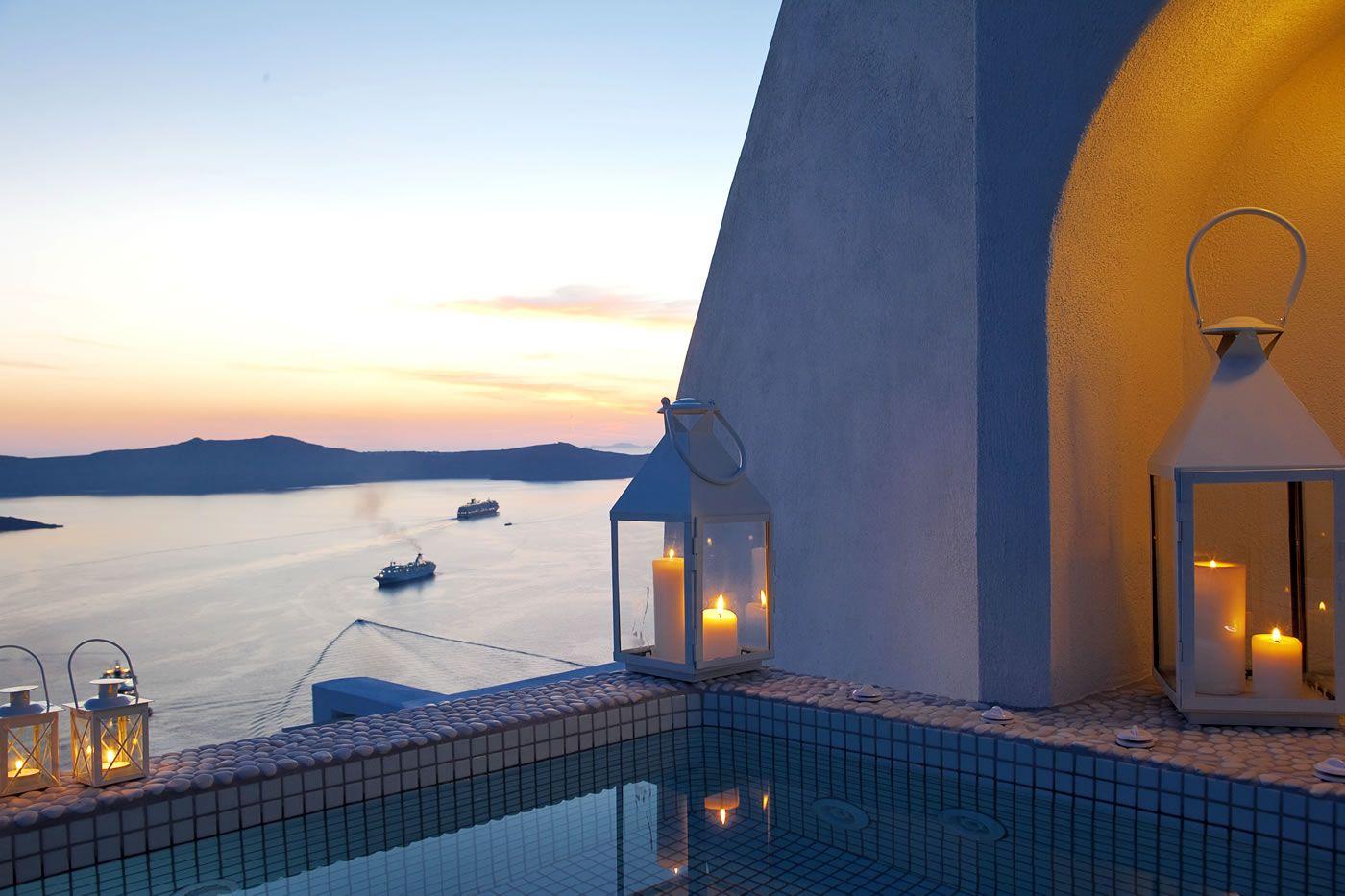 Emerald Suites Logo - Emerald luxury Suite, Santorini | Adamant Suites, privacy, panoramic ...