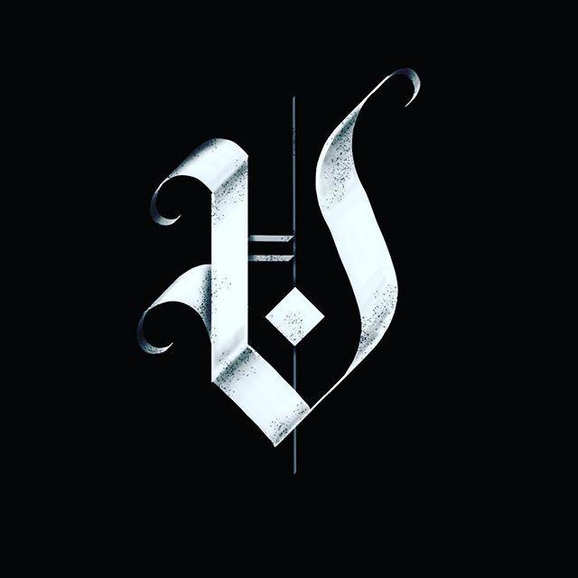 Gothic Letter V Logo - Letter V | imágenes buenas | Kalligrafi