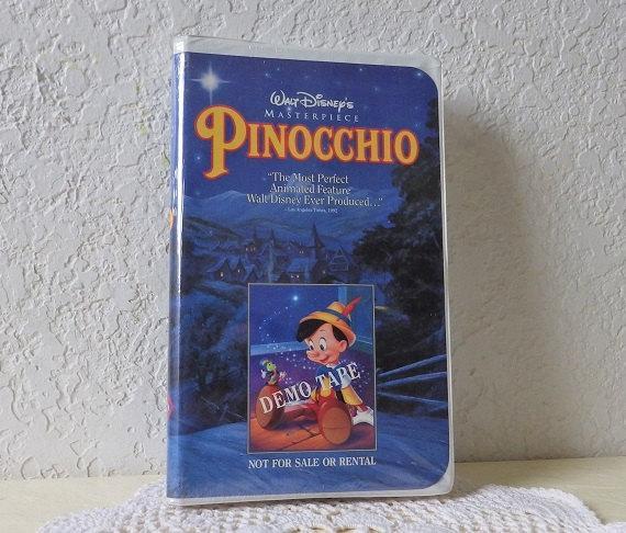 Walt Disney Diamond Classics Logo - Walt Disney's Pinocchio DEMO VHS Tape in White Clamshell