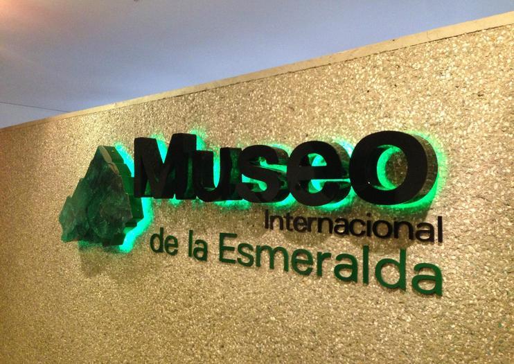 Viator Logo - Best Emerald Museum (Museo Internacional De La Esmeralda) Tours ...