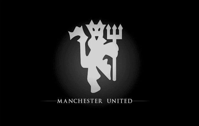 Red Devil Manchester United Logo - Manchester United superstar prepared to sign new contract should Red