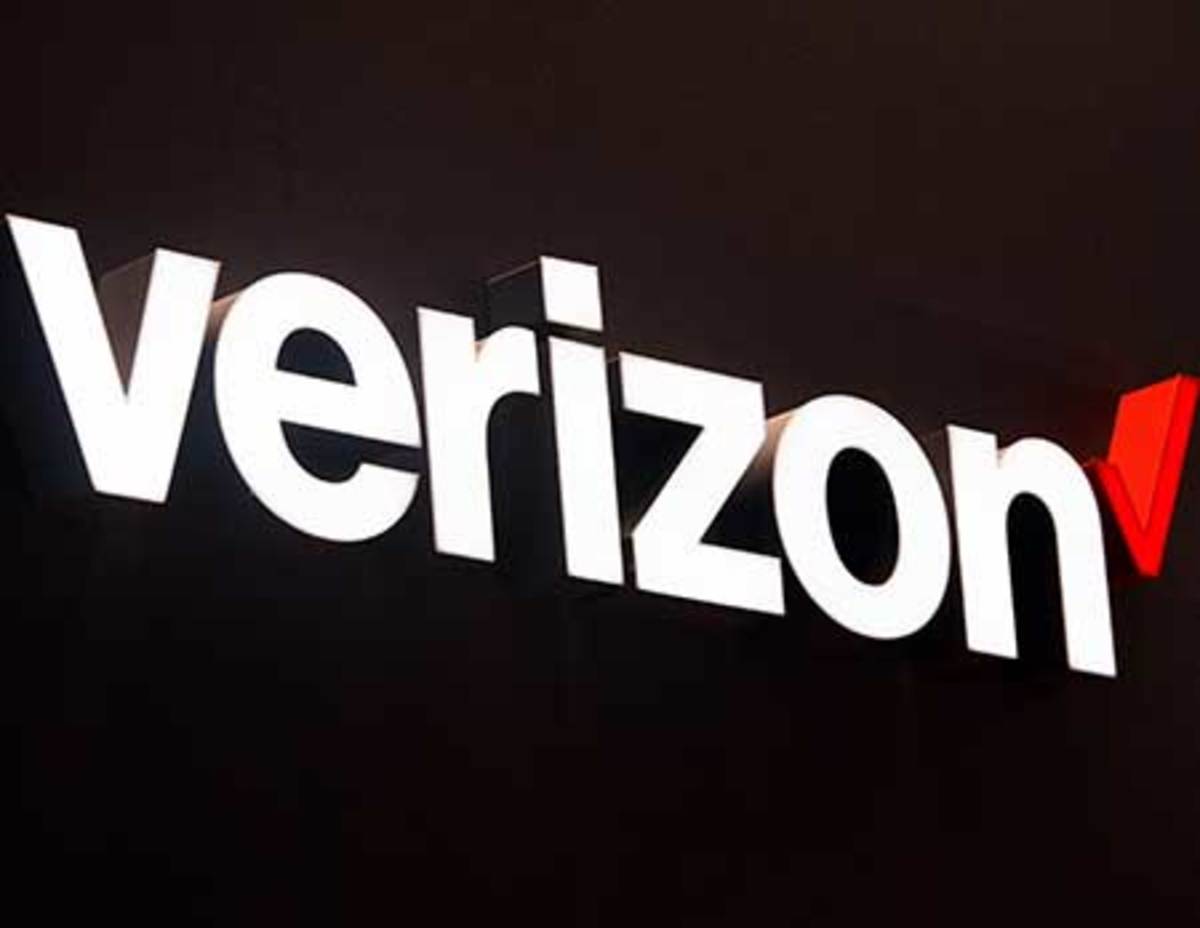 Verizon Business Logo - Verizon Dropping Its Email Business
