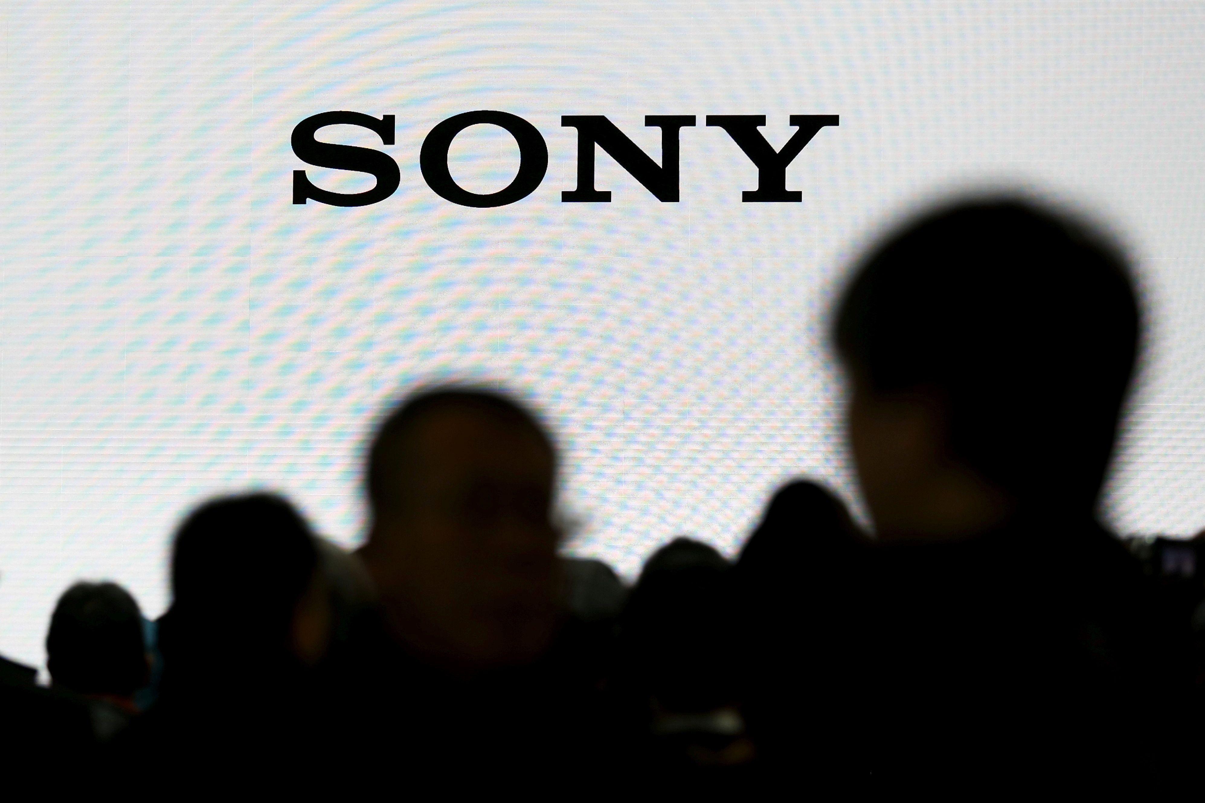 Sony Phone Logo - MWC 2017: Sony Beats Apple, Samsung in Fastest Smartphone Race | Fortune