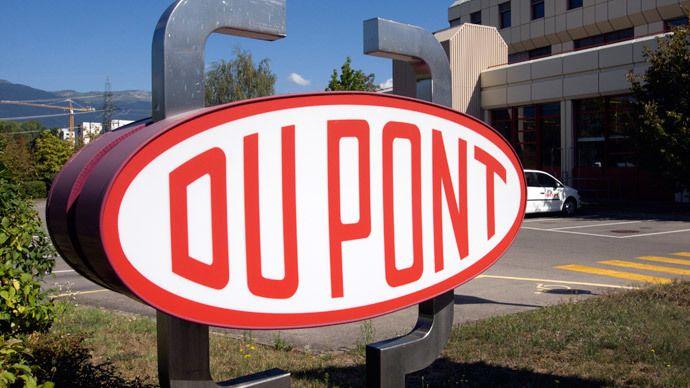 Monsanto Oval Logo - Goliath vs. Goliath: US court backs Monsanto against DuPont
