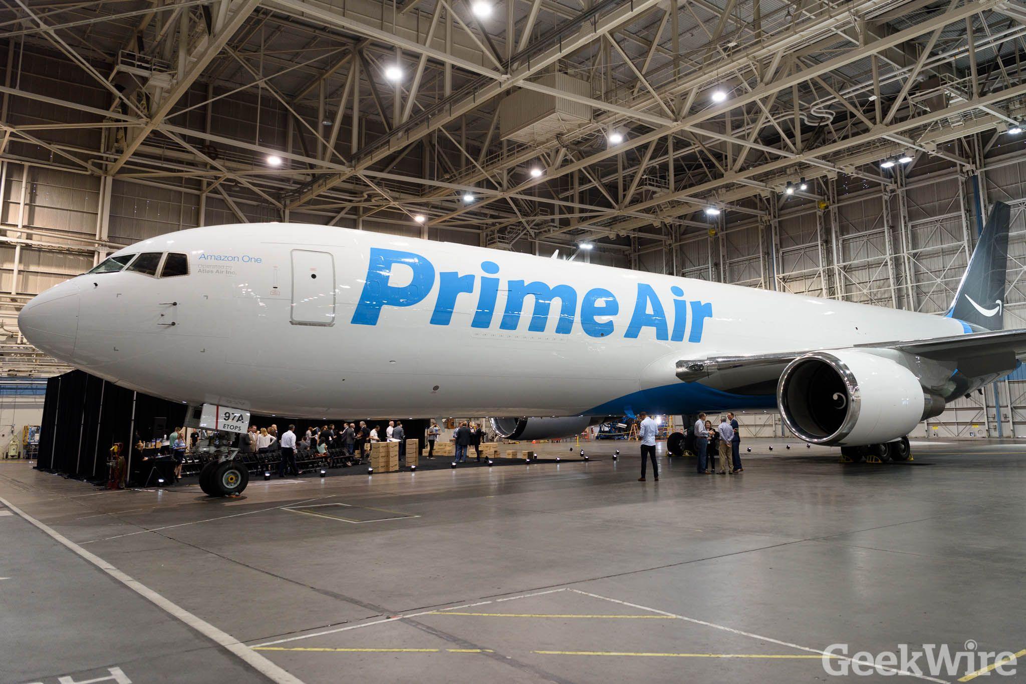 Amazon Prime Air Logo - Amazon Prime airplane debuts after secret night flight – GeekWire