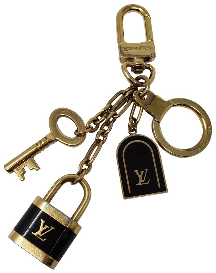 Gold LV Logo - Louis Vuitton Black Gold Brass Lv Logo Bag Charm Necklace