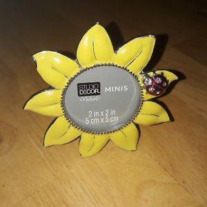 Yellow Flower Shaped Logo - Small Yellow Flower Shaped Metal Free Standing Picture Frame
