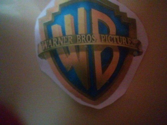 WarnerBros Shield Logo - How to Make Your Logo in Warner Bros Style with Ivipid.com
