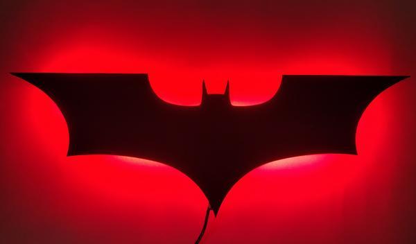 Red Bat Symbol On Logo - Batman Logo (Dark Knight)