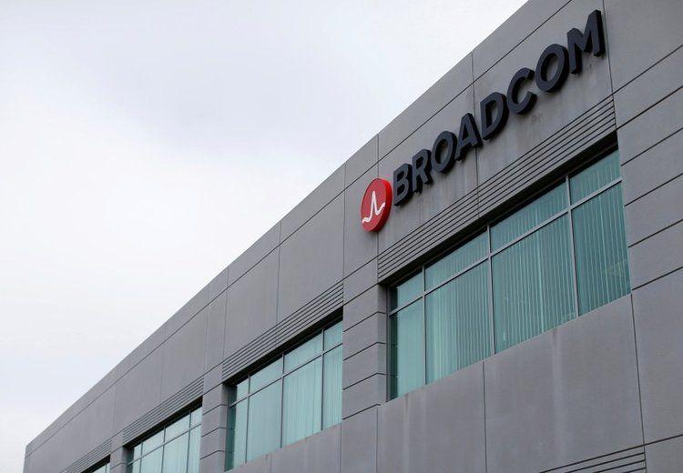 Qualcomm Company Logo - Broadcom offers to buy mobile chipmaker Qualcomm for $103 billion ...