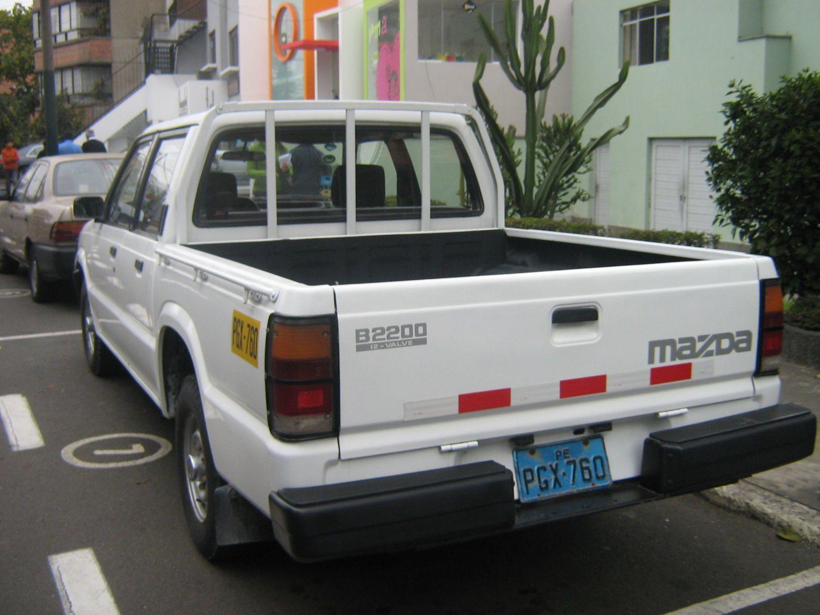 B2200 Mazda Logo - Mazda B2200