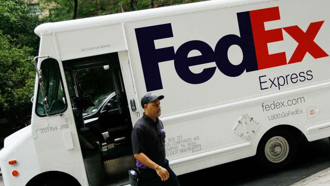 FedEx Express Truck Logo - 12 Secrets of FedEx Delivery Drivers | Mental Floss