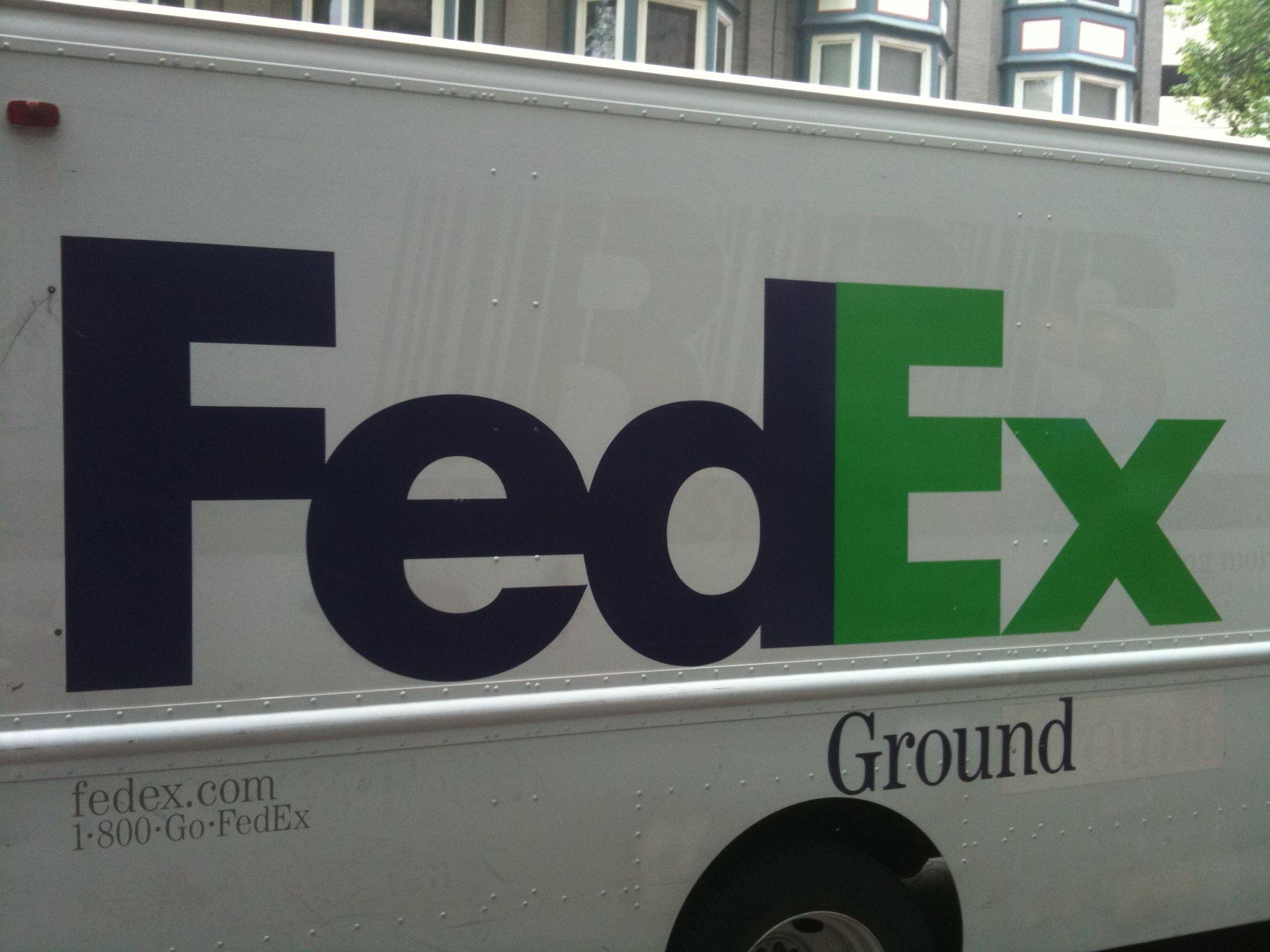 FedEx Ground Package Logo - File:FedEx Ground replaces Roadway Package Systems. May 26, 2010 ...