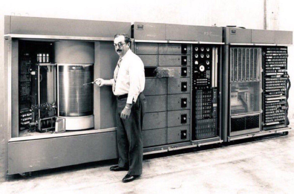 1956 IBM Logo - September 4, 1956: @ibm introduced the ibm 350 disk storage, first ...