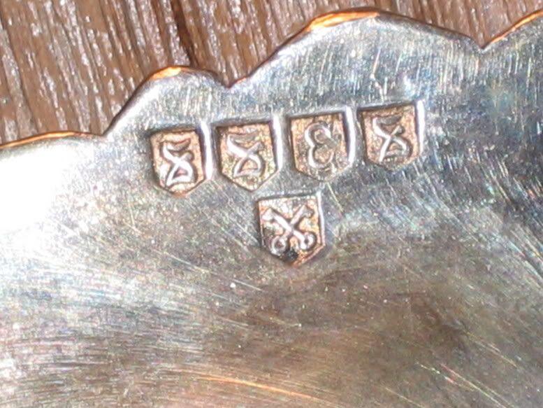 Ornate Three Crossed Keys Logo - Silver Forums At 925 1000.com