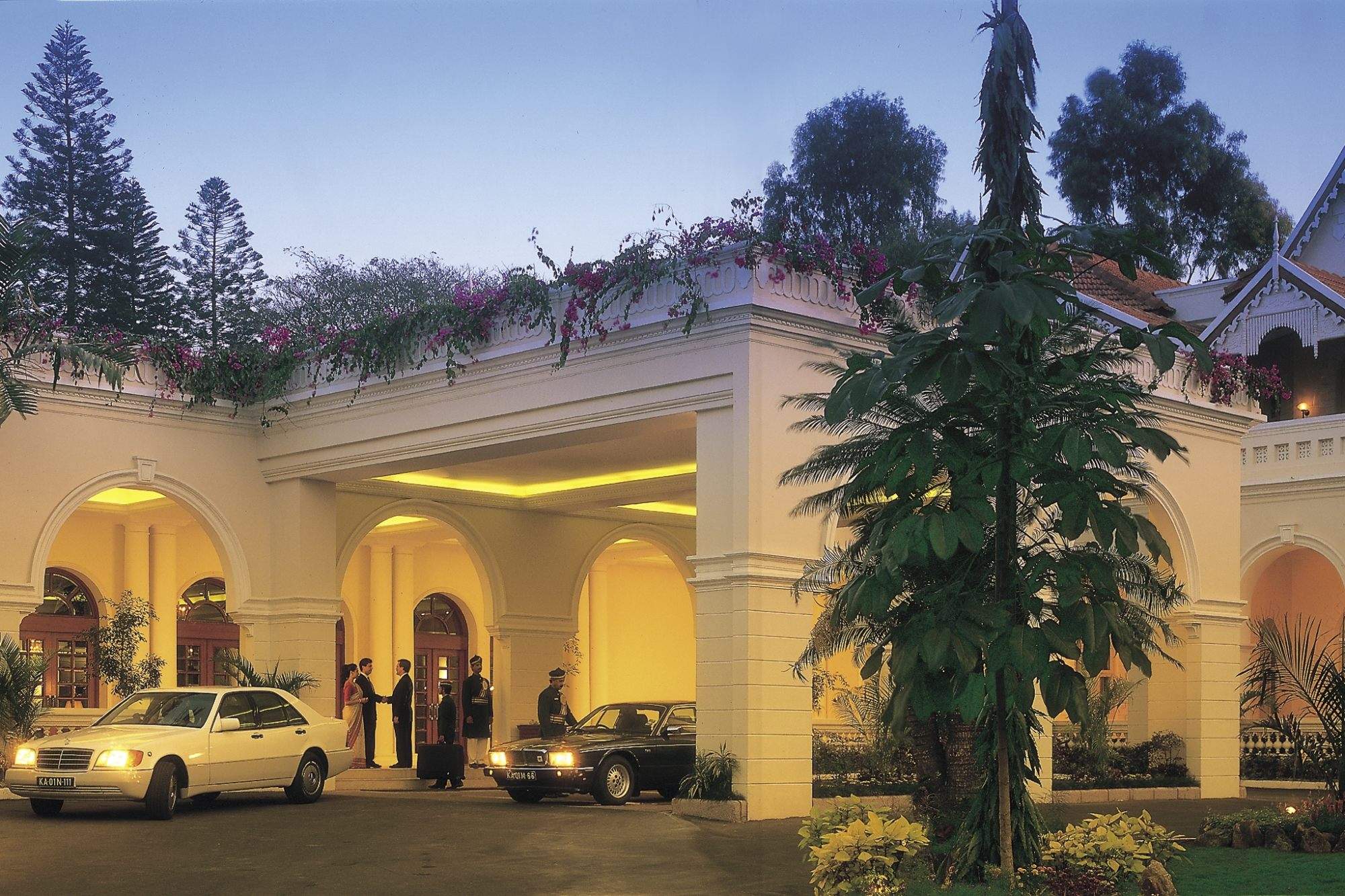 Bangalore Taj West End Logo - The Taj Westend Hotel, Race Course Road Star Hotels in Bangalore