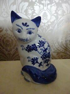 Blue and White Cat Logo - Vintage retro ceramic Kitsch Chinese Lucky Blue & White Cat 25cm