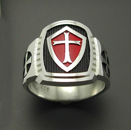 Silver and Red Shield Car Logo - Knights Templar Masonic Cross ring in Sterling Silver With Red