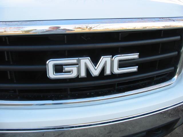 Black Grill for GMC Logo - Make Gmc Logo Black? - 1999-2013 Silverado & Sierra 1500 - GM-Trucks.com