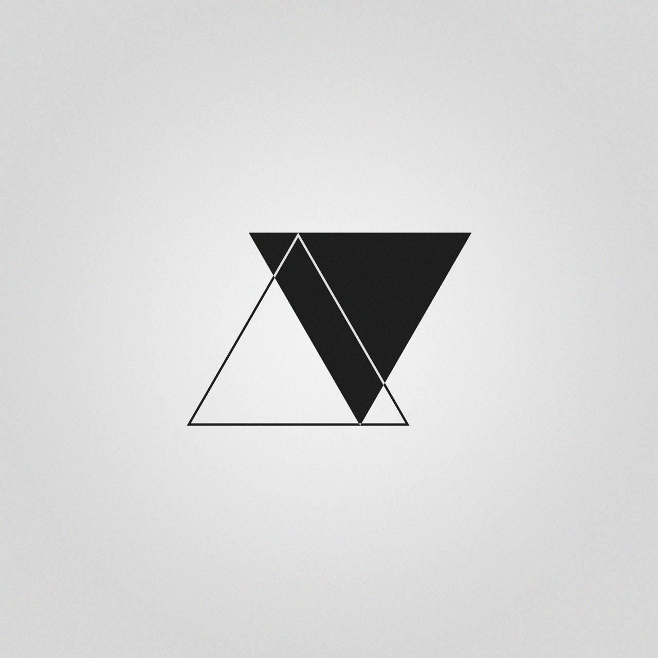 Geometric Triangle Logo - Tatto. Tit tatt. Tatto