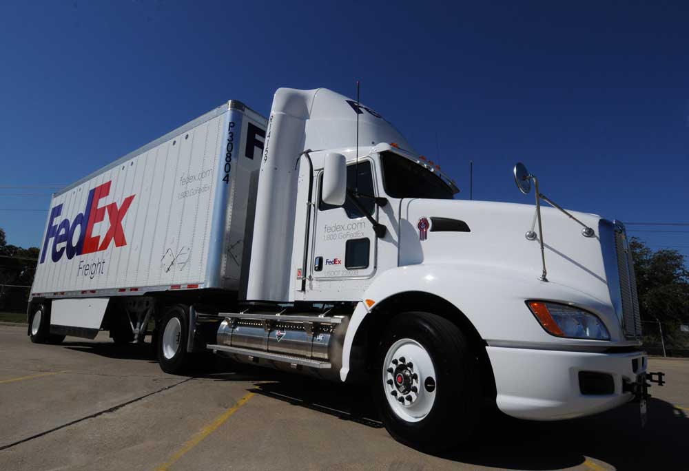 FedEx Freight Truck Logo - FedEx Freight Debuts New LNG Tractors in Dallas