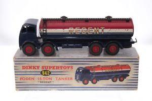 Red White and Blue C Logo - Dinky #942 - Foden 14 ton Tanker (Regent) - Red/White/Blue - B/C ...