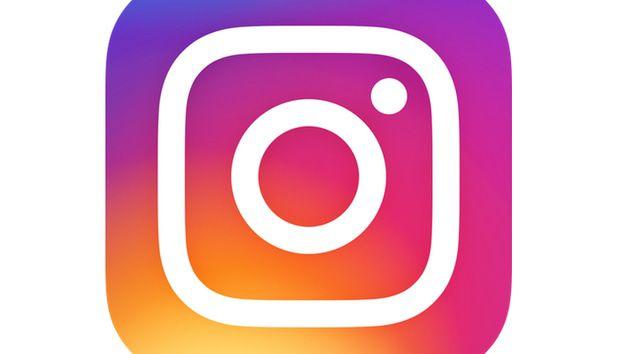 Boomerang Football Logo - Instagram brings Boomerangs, links, and mentions to its Stories
