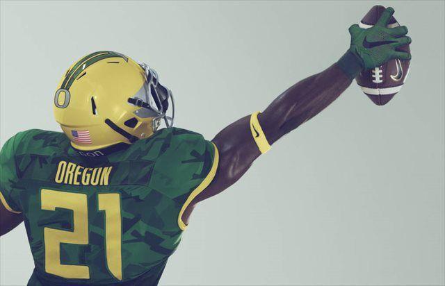 Oregon Ducks Camo Logo - LOOK: Oregon unveils sweet '33' camouflage uniforms for rivalry game ...