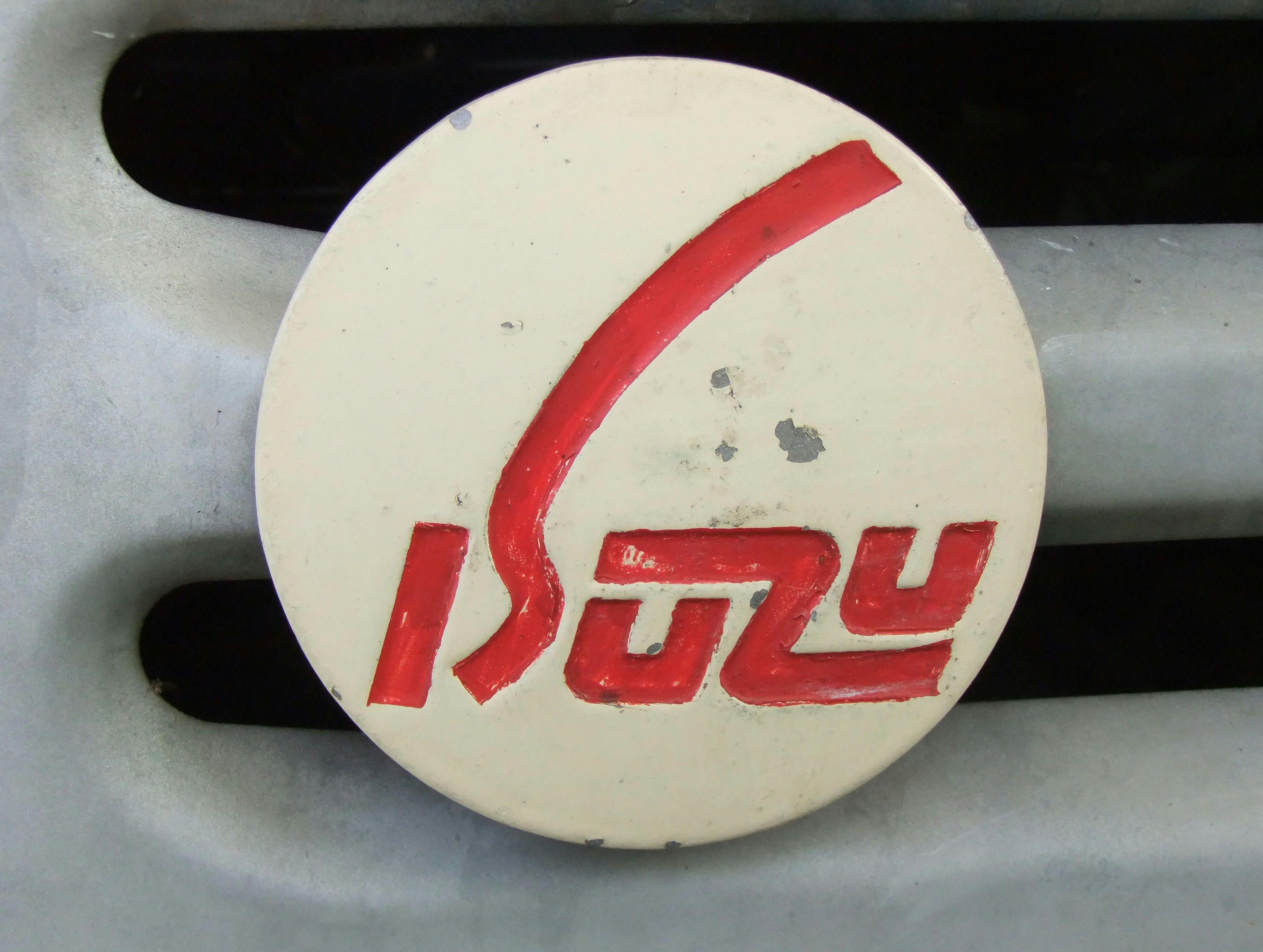 Old Isuzu Logo - Isuzu Old Badge, White