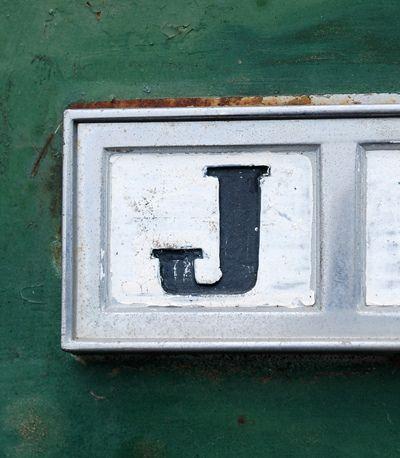 Old Jeep Logo - J - Old Jeep Logo on Main | AIGA SB Typewalk 2013 in Downtow… | Flickr