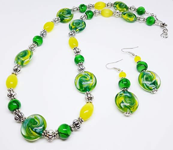 Green Swirl Eye Logo - Round Green Swirl Disc Glass Beads YellowCat Eye Glass
