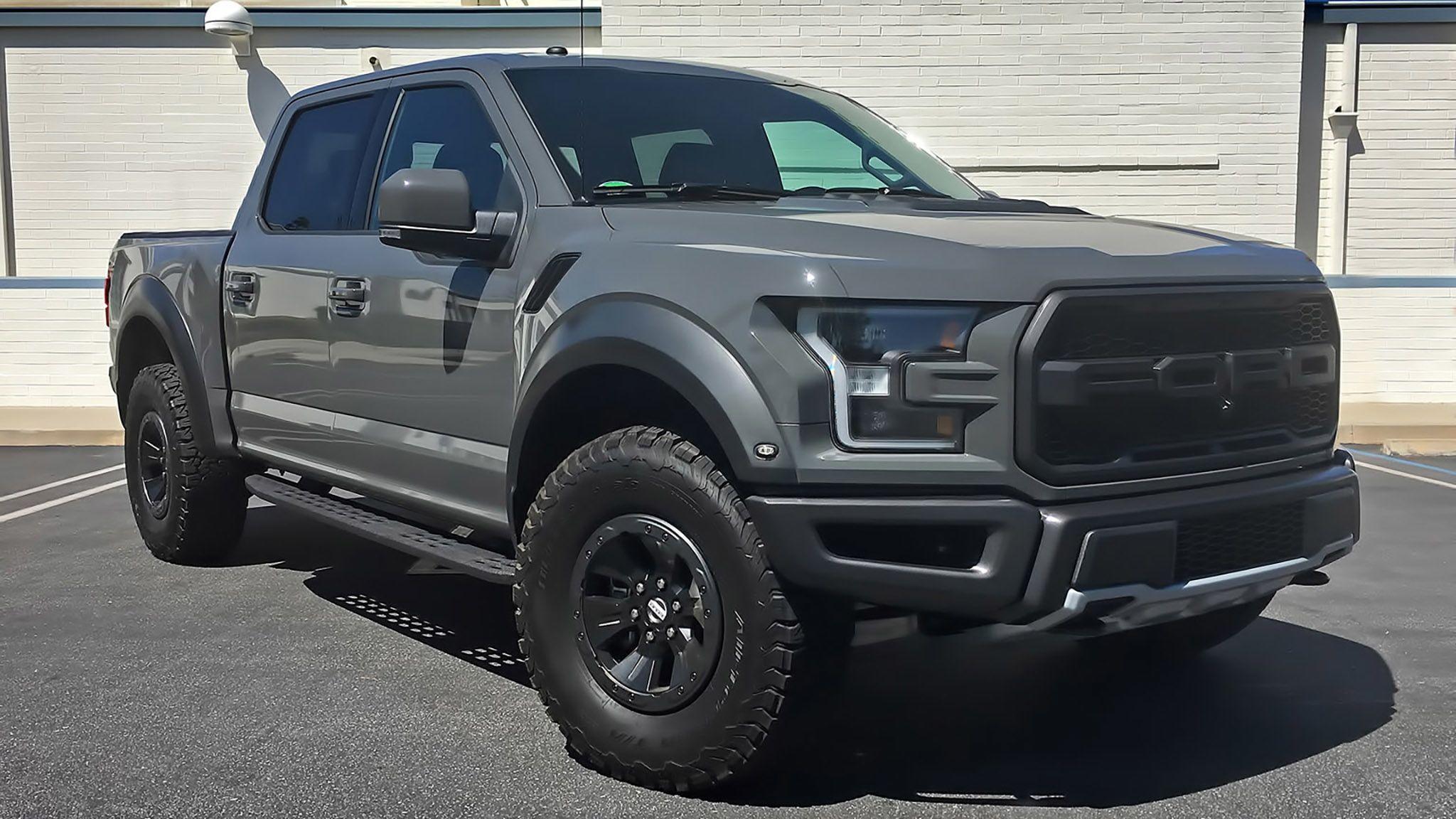 2018 Ford Raptor Logo - One Week With: 2018 Ford F-150 Raptor 4x4 SuperCrew | Automobile ...