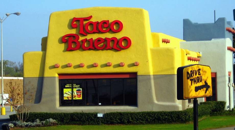 Taco Bueno Logo - Americans pick their favorite chain for Mexican food and the winner ...