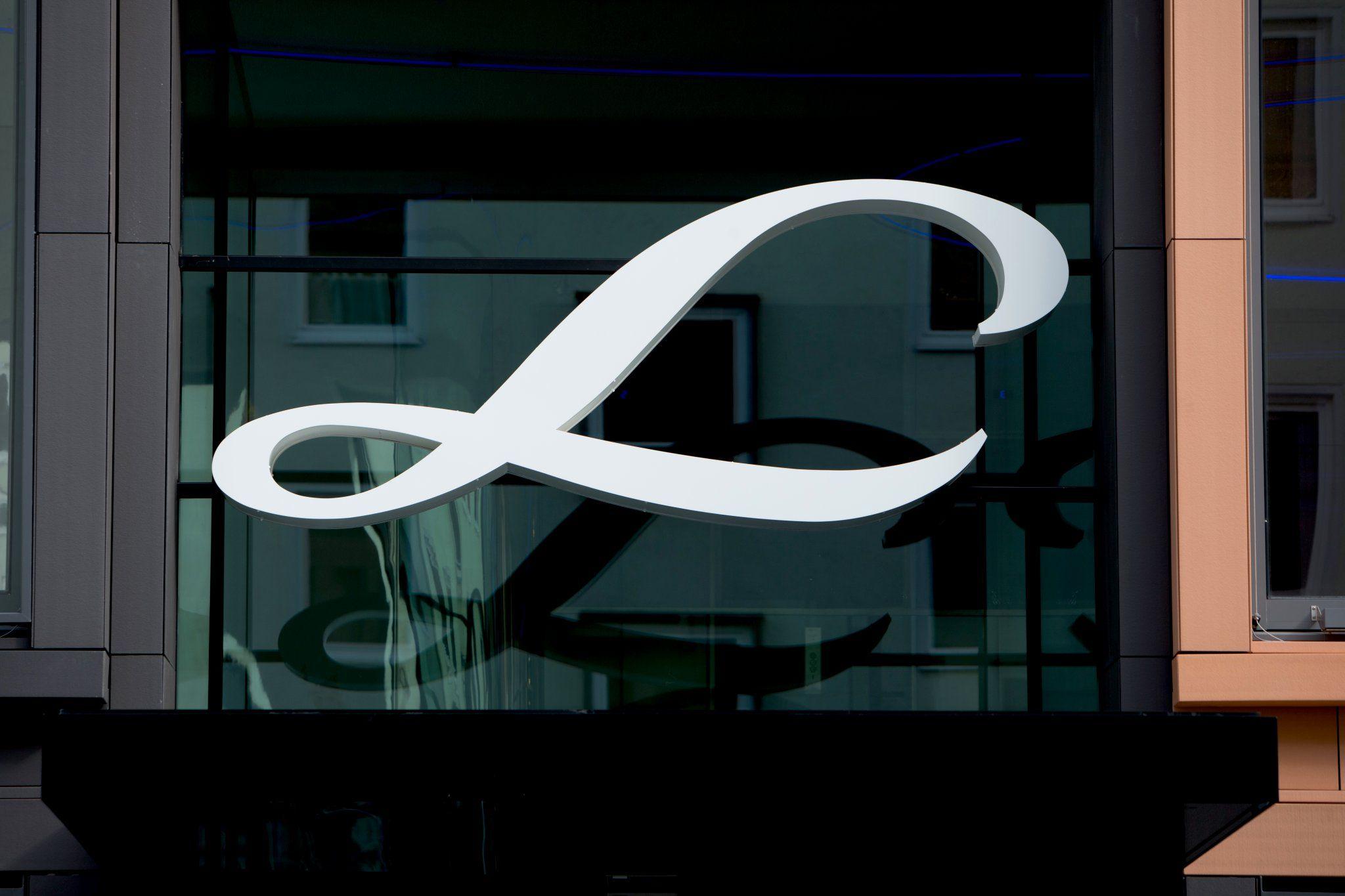 Linde Logo - Linde achieves record levels and is set for further growth. Linde