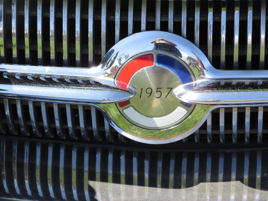 Buick Century Logo - The Big V 8 1957 Buick Century. Auto Museum Online