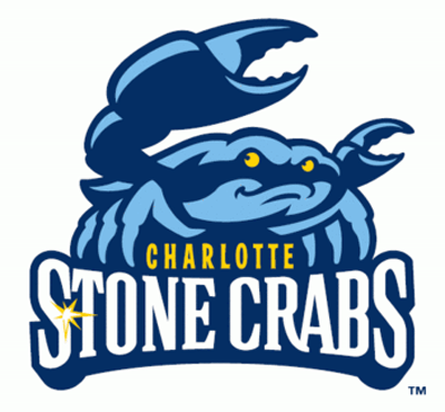 Crab Sports Logo - 10 Sports Logo Designs that Use Animal Images Creatively | Designbeep