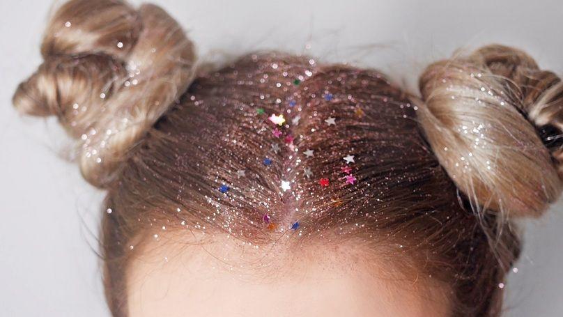 Glitter Hair Pictures of Logo - How To Get Fab Glitter Roots For Fuss-Free Festival Hair - Pretty 52