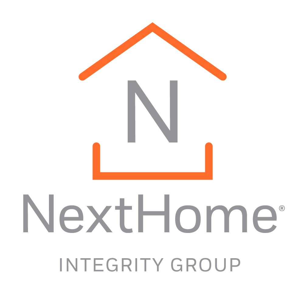 Diane Vertical Logo - Diane Terry | NextHome Integrity Group