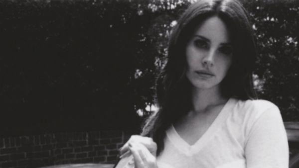 Lana Del Rey Black and White Logo - Lana Del Rey: A retro songstress from the dark side - AXS
