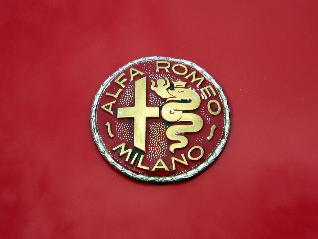 Alfa Romeo Logo - Alfa Romeo Logo, Alfa Romeo Car Symbol Meaning | Car Brand Names.com