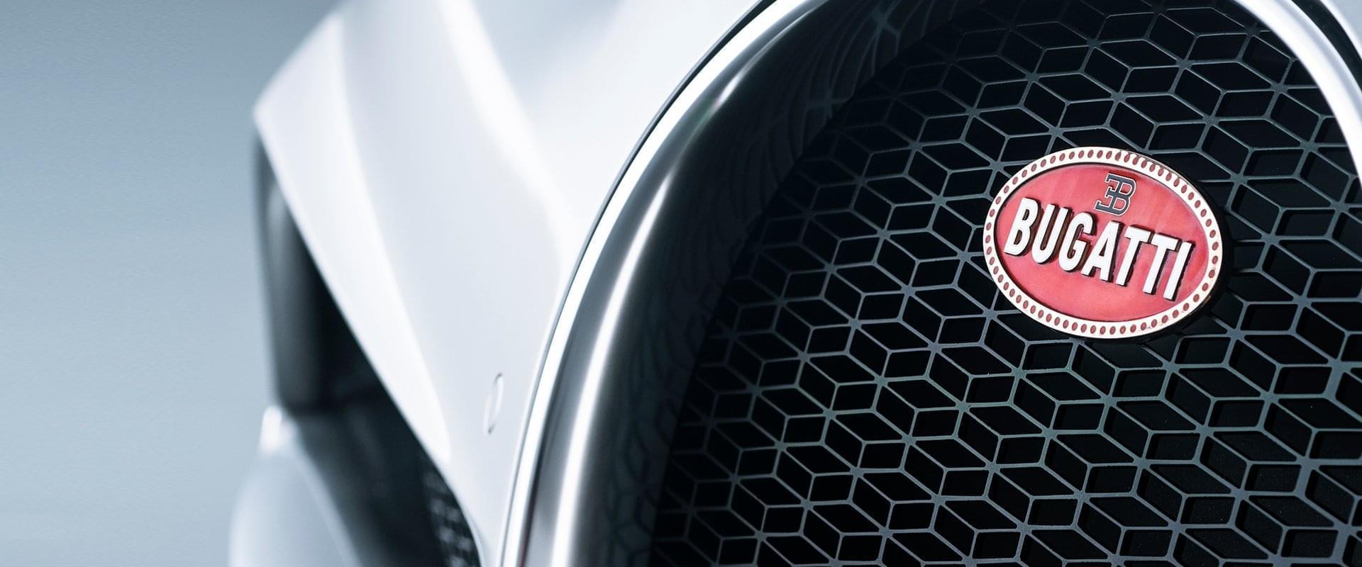 Bugatti Grill Logo - Bugatti Models - Tradition - Bugatti