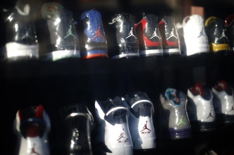 N Jordan Logo - Nike defeats appeal over iconic Michael Jordan photo, Jumpman logo